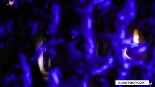 vicky menage bald ebony babe enjoys big white cock_1