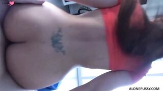 lilly hall why did you take shorts off_1