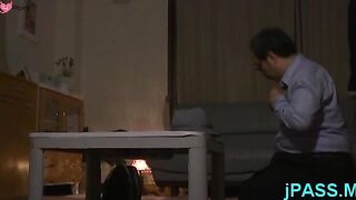 Glamour eastern girlie adores playing with her clit