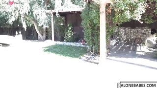 angela white putting out the signals_1