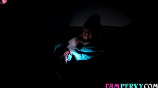 Hung stepbro rushes to rail teen stepsis