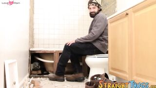 Hard working straight guy Mickey Waters gives his fans a good show with his cock
