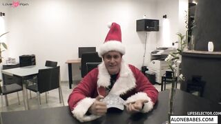 chloe lamour becoming bad santa_2