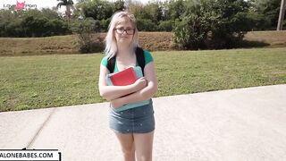annie archer nerd girl use bbc for first time_1