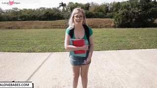 annie archer nerd girl use bbc for first time_1