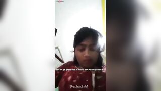 Beautifull newly weds bhabhi showing boobs to her old lover mms viral