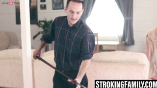 Marsha Mayâs lips stretched by stepdads veiny cockhead