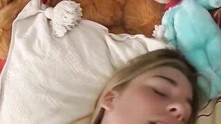 Tammys Explicit Tease A Homemade Encounter with Her Sex toy