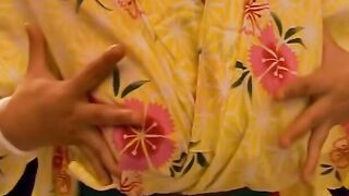 Curvy oriental Bombshellliquefies into Solo Action