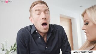 horny realtor s revenge