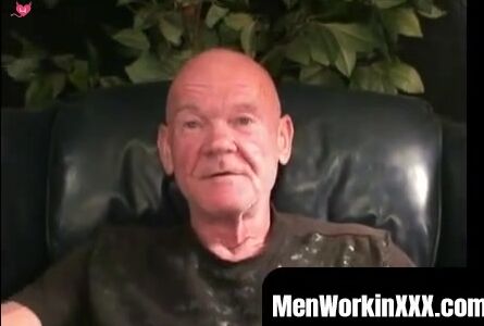 MenWorkinXXX.com - Old man lays back and pulls on his cock until it gets hard and thr