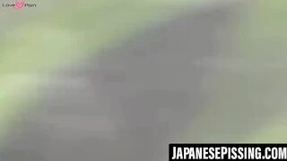 Embarrassed Japanese babes caught peeing