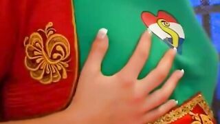 Blonde Bombshells Triple Threat Temptation