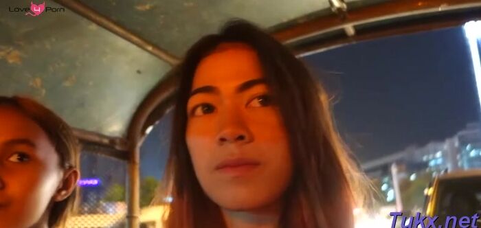 Salacious eastern gf Song gets slit licked