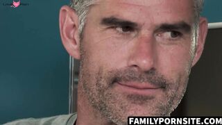 "Family Porn Site's Hardcore Anal Threesome with Hot MILF Harley Quinn"