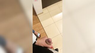 "Polish Slut Gives A Blowjob In The Kitchen - Amateur Pornstar Wannabe"