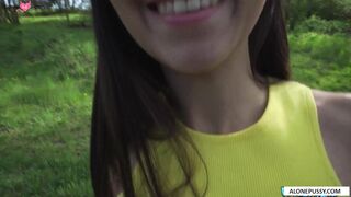 "Italian Vixen's Hot Yellow Dress - Erotic Roleplay with Sensual Kissing & Passionate Sex"