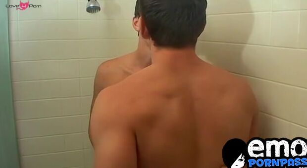 "Twink Shower Sex - Big Dick Twunk Sucks & Fucked By Huge Black Guy"