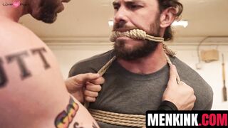 Beard-Fucking Goddess - Redhead Babe Gets Her Pussy Stretched By A Huge Dick