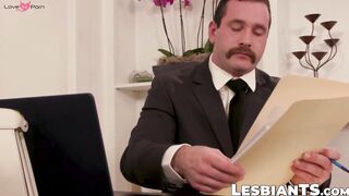 TS Aubery Kate's Lawyer Gives Her A Raw Deal - Divorce Settlement Fucked Hard