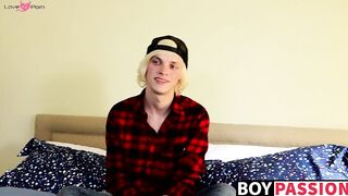 Thick twink cock ends up getting attention after interview
