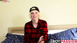 Thick twink cock ends up getting attention after interview