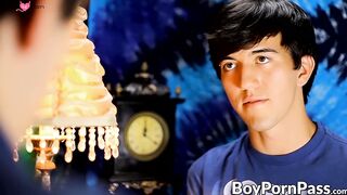 Tyler porn video – Lollipop fetish twink Brendan Tyler fucked hard missionary