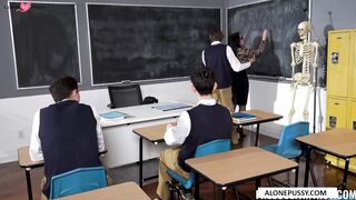 Italian Teacher's Lesson in Pleasure - PornPros