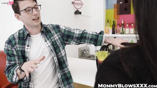 Handyperson's Deep-Thrill - Milf Lily Lane Gets Fucked Hard By Her Handman