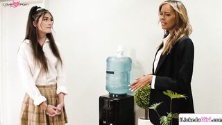Boss Lady's Panties Eaten By Her Sexual Assistant - Office Roleplay