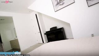 Ria-Rose's Sexual Healing Session: Sensuous Massage & Fucking
