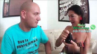 asiatische oma und deutscher schwanz