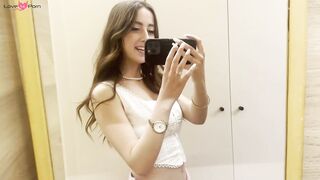 Petite Amie Sucking And Fucks Her Boyfriend For His Big Audience