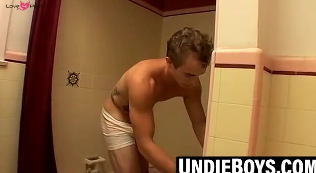 Kelly Cooper's Uncensored POV Blowjob & Facial Explosion
