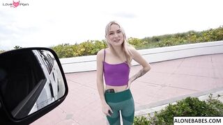 Petite Blondie Thea Summers Gets Picked Up And Fucked Hard - Naughty America