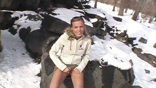 Hot Babe Gives A Sensual Blowjob And Rides Her Man's Hard Dick To Orgasm