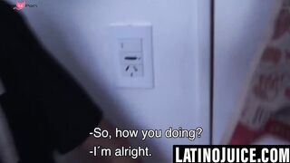 Latina Prostituta Goes Gay For Cash - Paying The Bills With A Blowjob