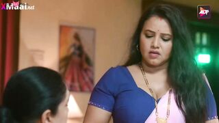 Desirable Indian Girlfriend's Hot Romantic Encounters With Her Boyfriend
