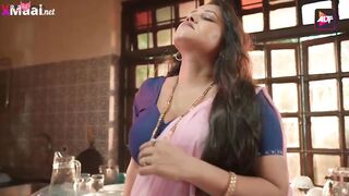 Desirable Indian Girlfriend's Hot Romantic Encounters With Her Boyfriend