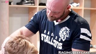 3way Lockeroom Thriller - Hotties Kyle Kash & Dylan Knight fuck Colton Ford