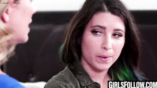 Lesbians Share Intense Pussies Licking Experience