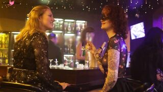 Les Amis D'une Boîte Noire - Group Sex Party with French Girls