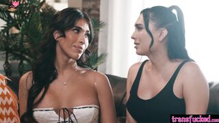 Hot Siri Dahl fucked by horny shemales