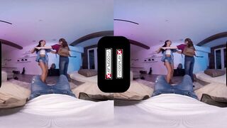 Three Way porn video – THE LAST OF US Ellie and Riley FFM Three-Way inside VR XXX Parody