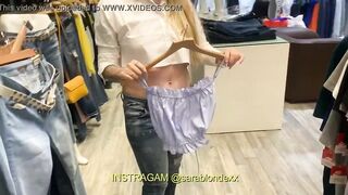 Sara Blonde has done it again, shows the tail into