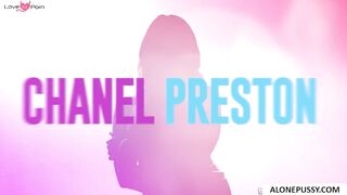 Alexis Texas & Chanel Preston - Hot Blonde BFFs Share A Wild Threesome