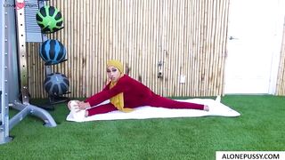 Kira Perez's Personal Training Sessions - Fitness Guru Helps You Achieve Your Goals