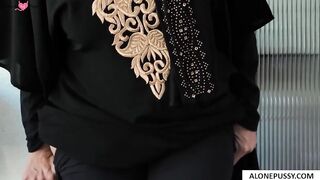 Kilyn Kingston's Latina Curves - Exotic Dancer Shows Off Her Body
