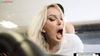 Busty Babe Amber Jaynes Fucks Jordi El Nino Polla in Wet & Wild Brazzer Scene