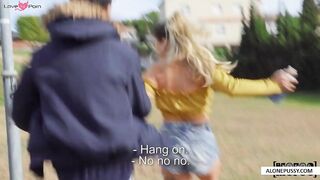 Pranked! Shaved Street Beauties Play Pranks on Strangers with Foam